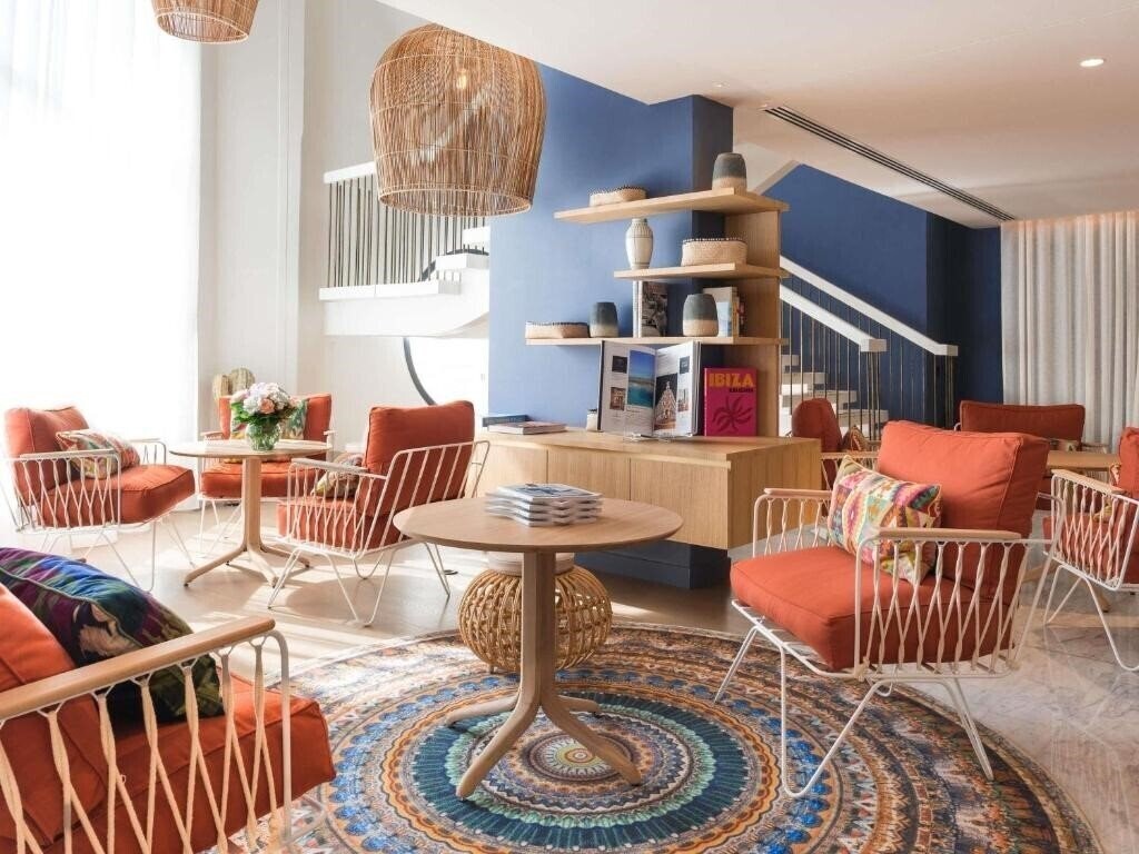 Отель Croisette Beach Hotel Cannes MGallery Collection 4*
