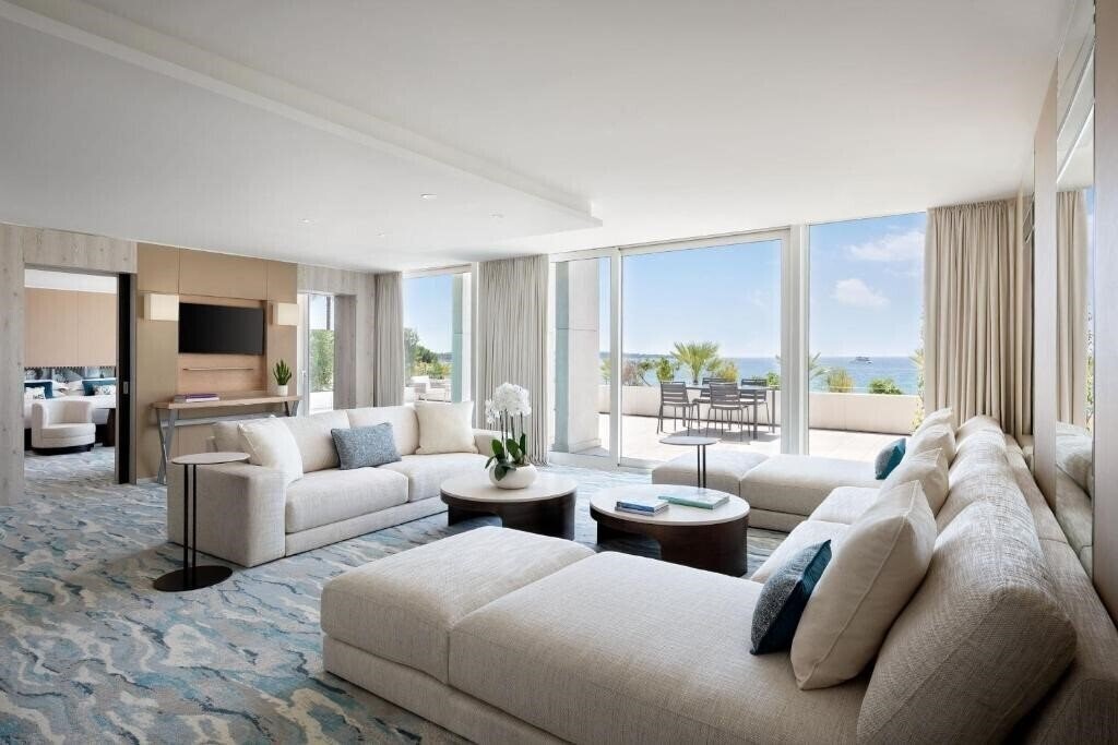 Изображение JW Marriott Cannes (ex. Palais Stephanie) 5*