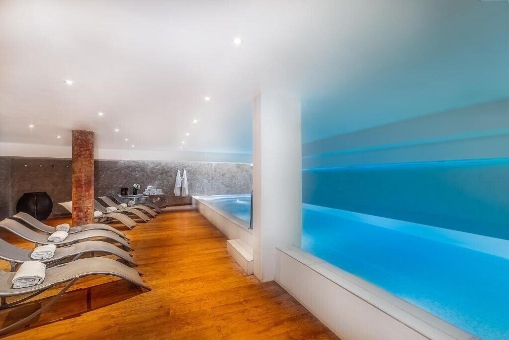 Фото Hotel Montaigne & SPA 4*