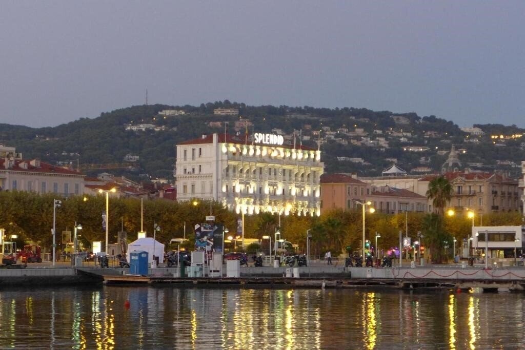 Готель Splendid Hote 4*