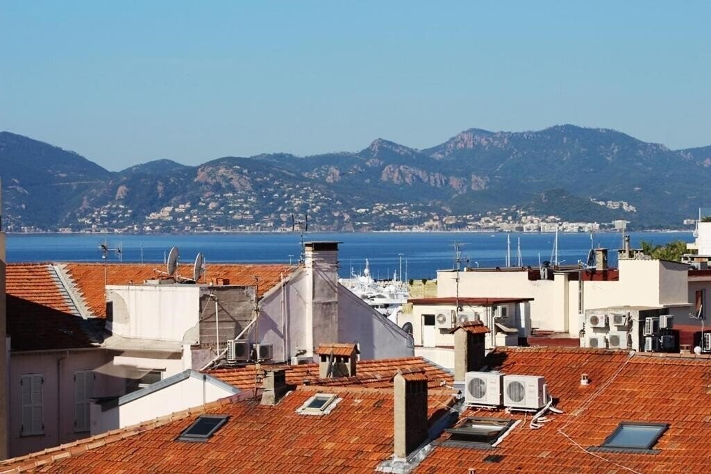 Отель Le Grand Hotel 5*