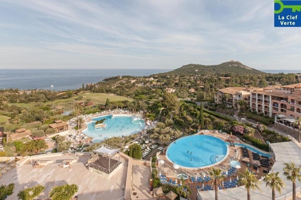 Фото Village Cap Esterel Pierre & Vacances 3*