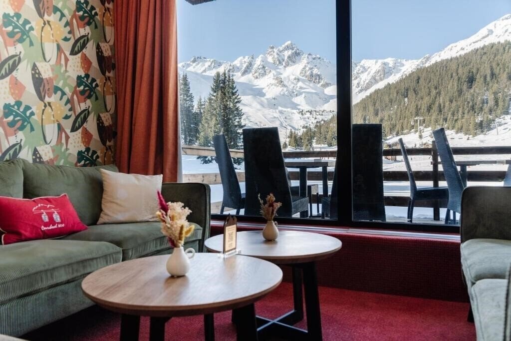 Картинка Lake Hotel Courchevel 1850 4*