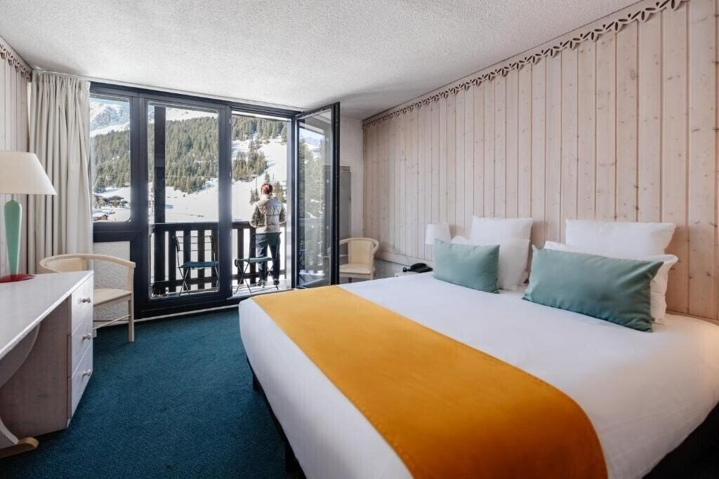 Фотография Lake Hotel Courchevel 1850 4*