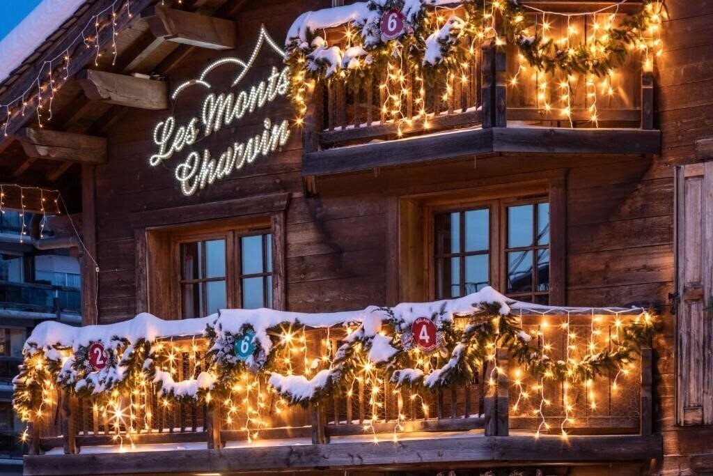 Готель Les Monts Charvin 3*