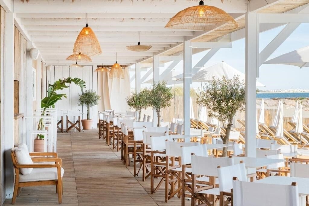 Фотография Hotel De La Plage La Grande-Motte 5*