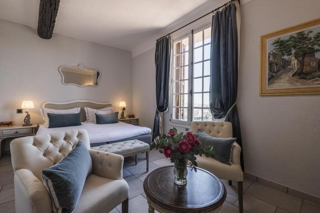 Фотография Chateau Le Cagnard (Cagnes-sur-Mer) 4*