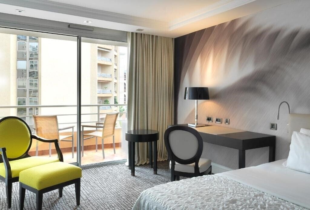Фото Le Meridien Beach Plaza 4*