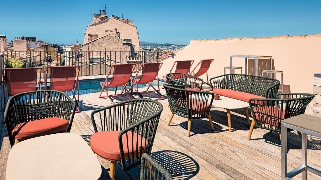 Изображение Grand Hotel Dauphine Toulon, Boutique Hotel & Suites 3*