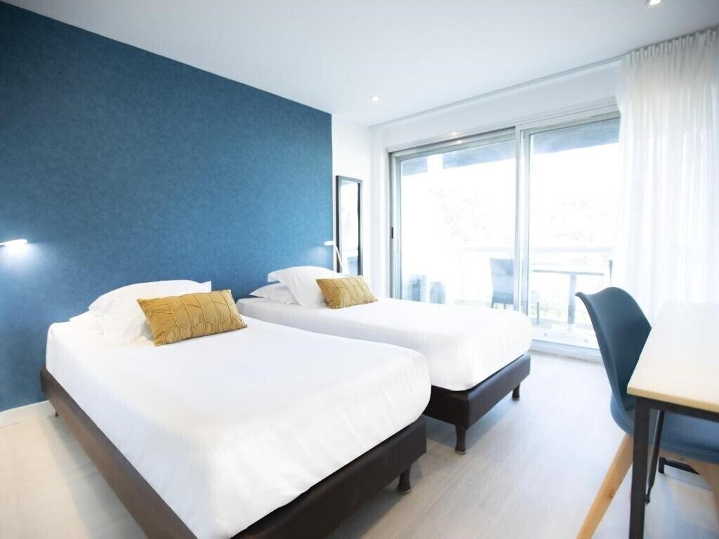 Отель Tierce Hotel 3*