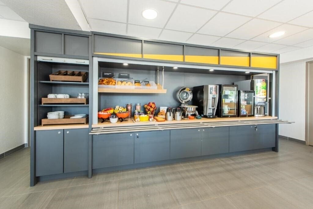 Картинка B&B Hotel Antibes Sophia Le Relais 2*