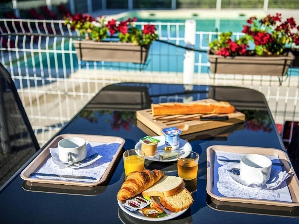 Зображення Ibis Budget Hyeres Centre Ville 2*