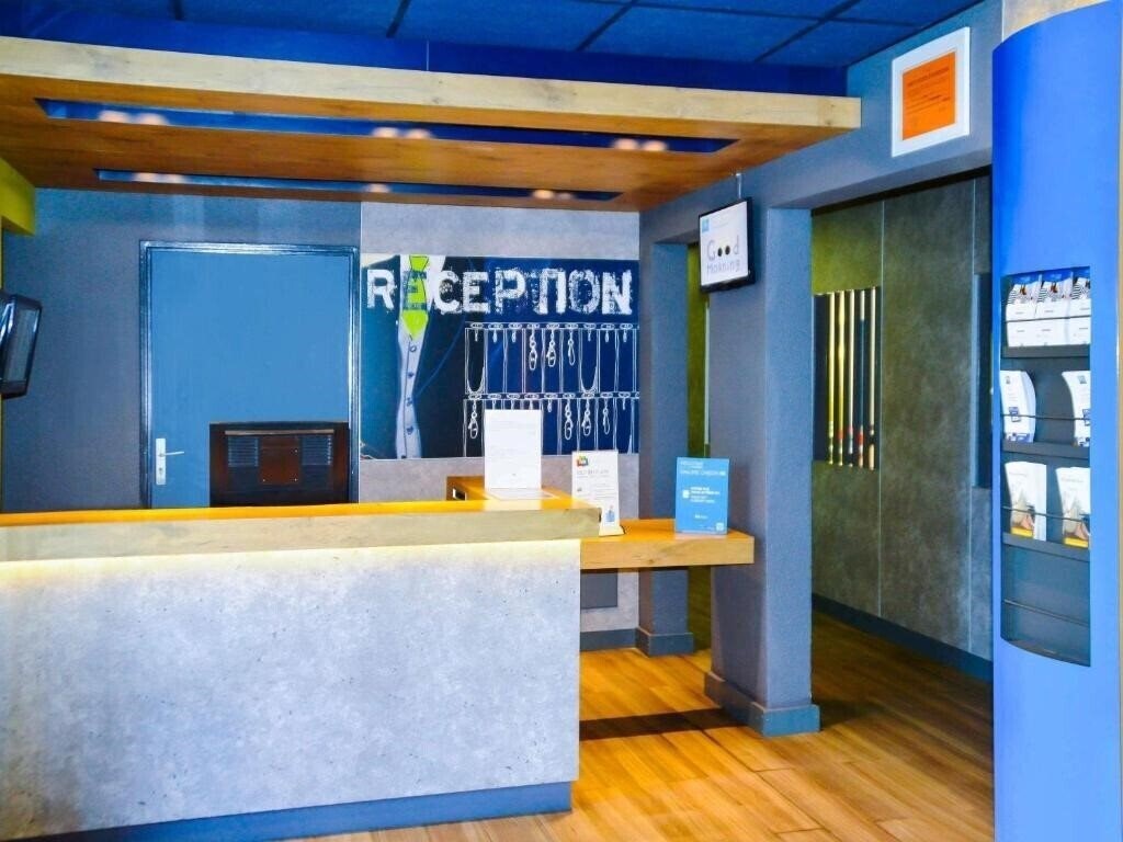 Картинка Ibis Budget Hyeres Centre Ville 2*