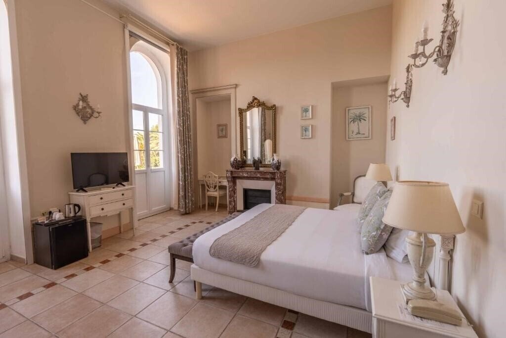 Картинка Hotel L'Orangeraie 4*