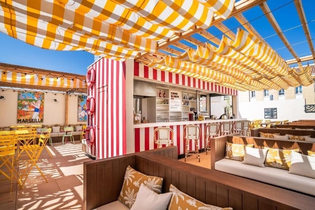Фото RockyPop Marseille 4*