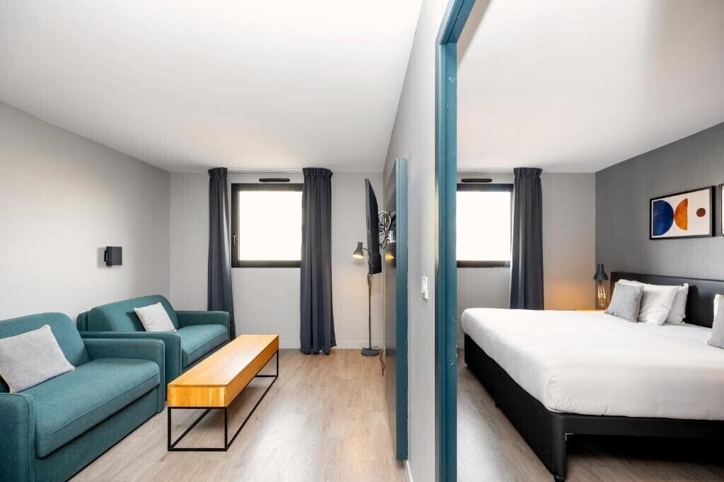 Фотография Staycity Aparthotels Marseille Centre Vieux Port 3*