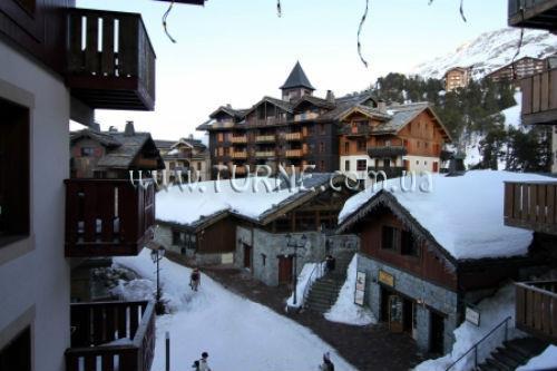 Готель Pierre & Vacances Premium Arc 1950 Le Village 4*