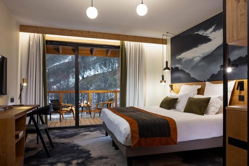 Фото Higalik Hotel 4*