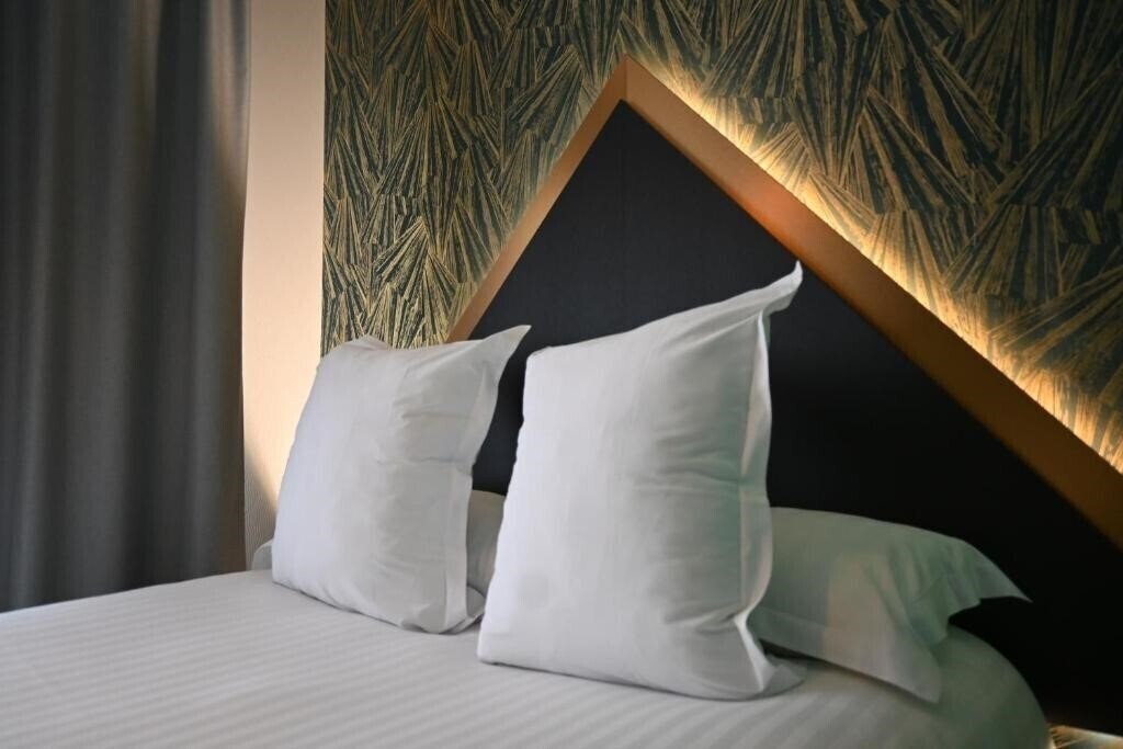 Фотографія Logis Hotel Borel 4*