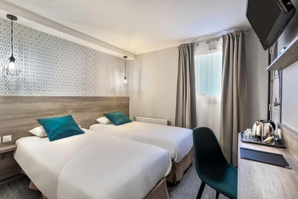 Фотография Sure Hotel by Best Western Calais Coquelles Tunnel s/ Manche 3*