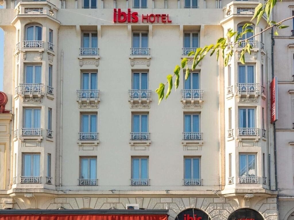Отель Ibis Lyon Centre Perrache 3*