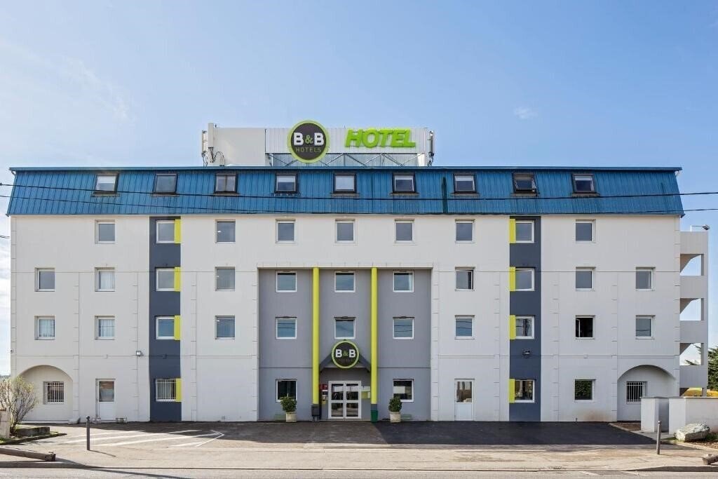 Готель B&B Hotel Lyon Grand Stade Meyzieu 2*
