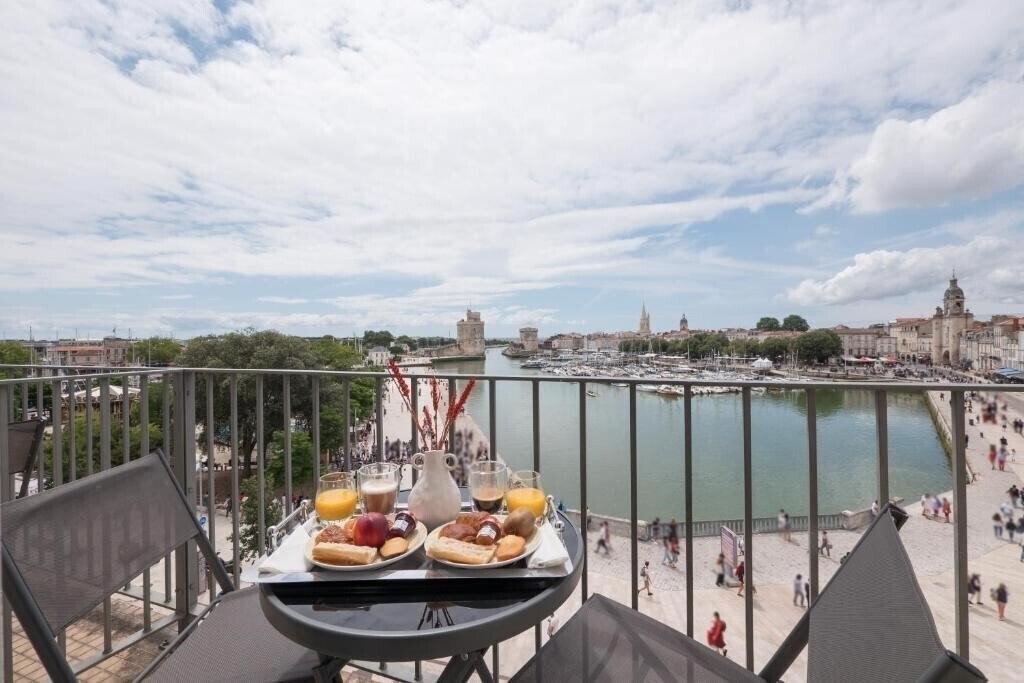 Зображення Hotel La Tour de Nesle, La Rochelle Vieux Port 3*