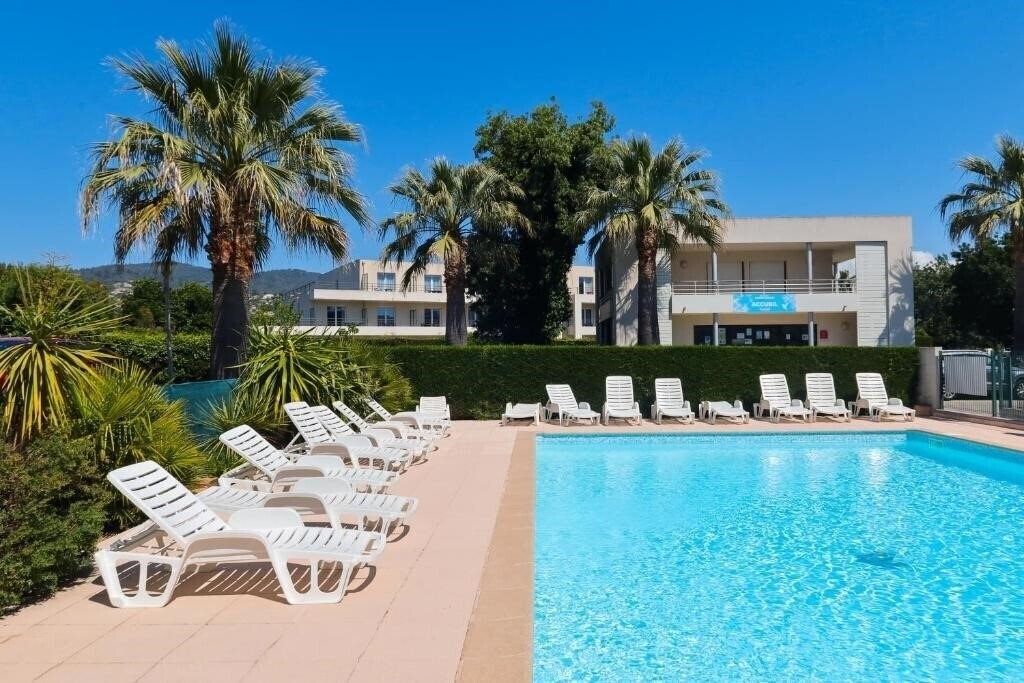 Отель Residence Carre Marine 3*