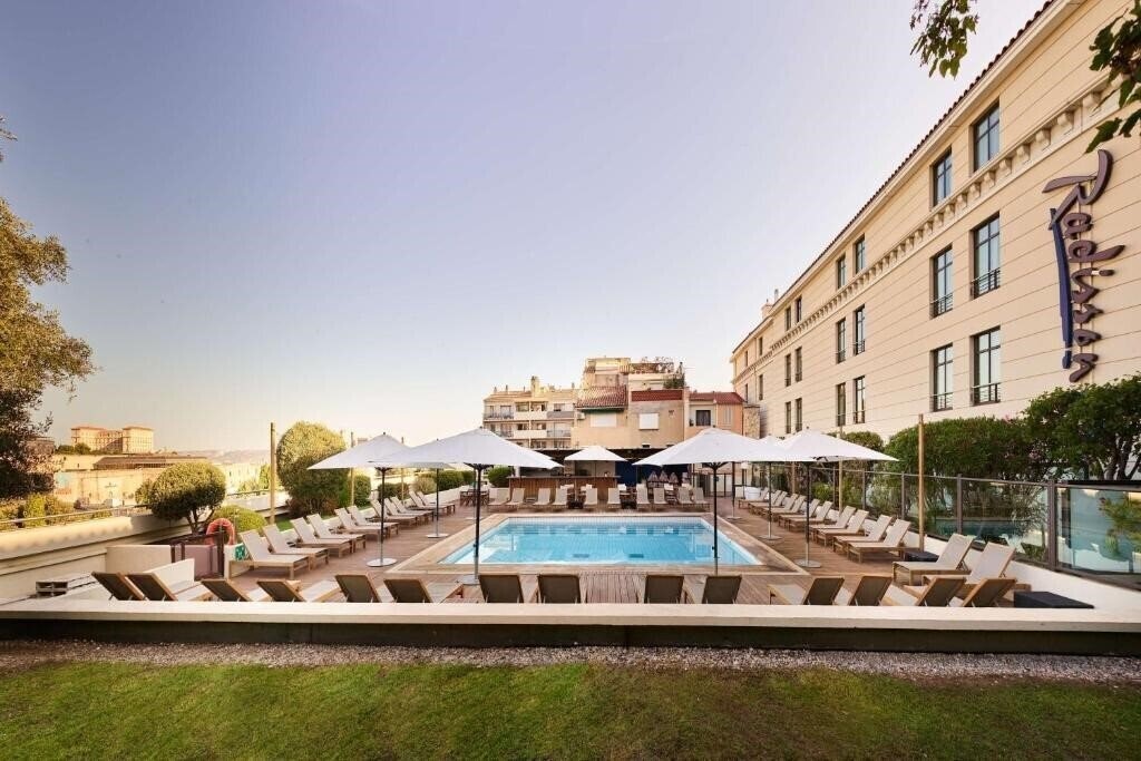 Фотографія Radisson Blu Marseille Vieux Port 4*