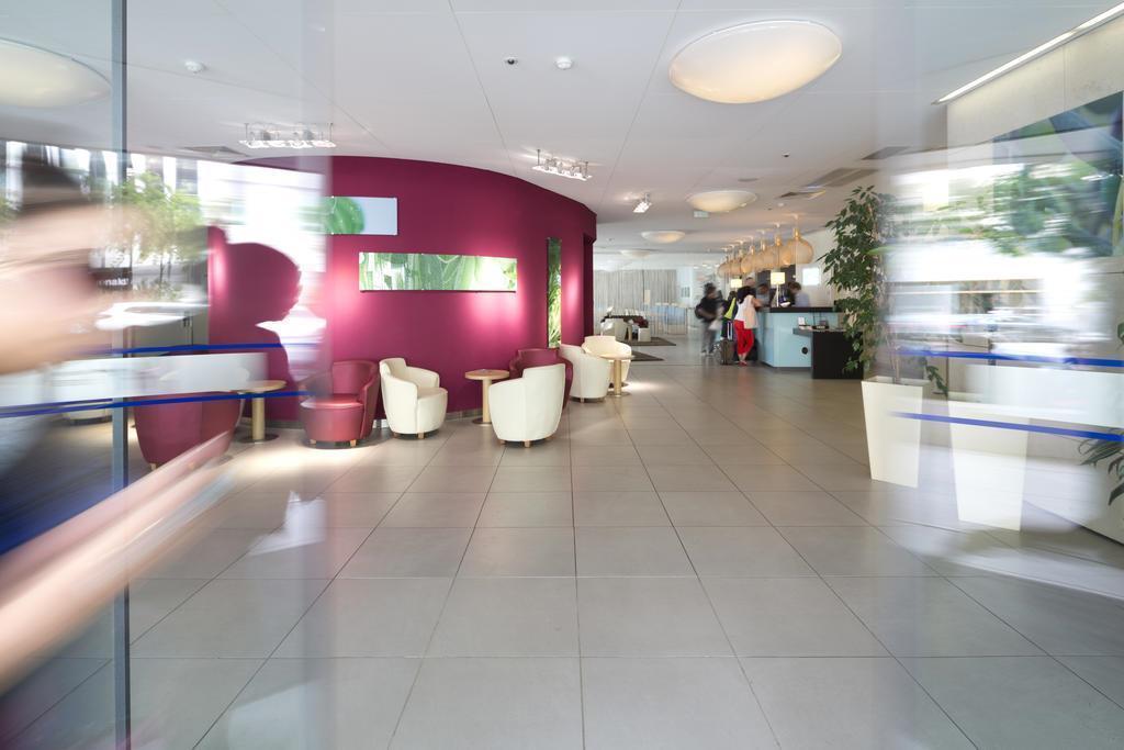 Изображение Holiday Inn Express Marseille Saint Charles 3*