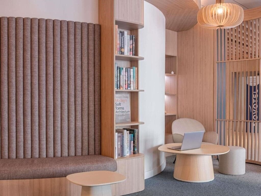 Зображення Holiday Inn Express Marseille Saint Charles 3*