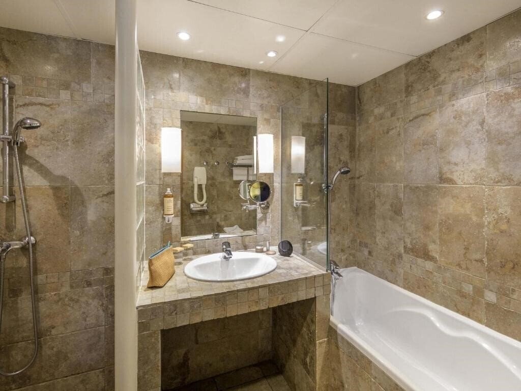 Фотография Mercure Marseille Centre Bompard La Corniche 4*