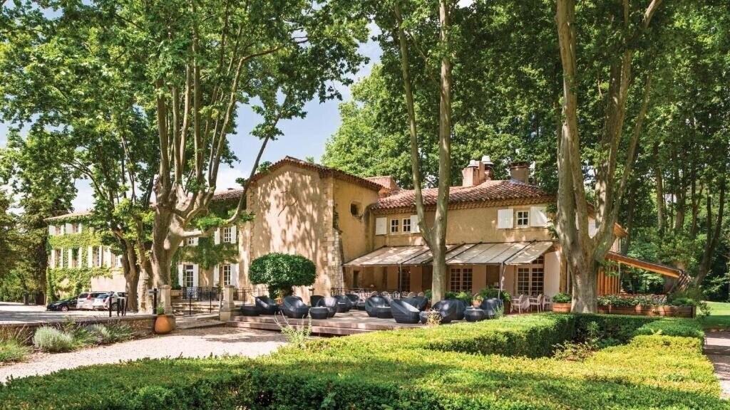 Готель Moulin De Vernegues 4*