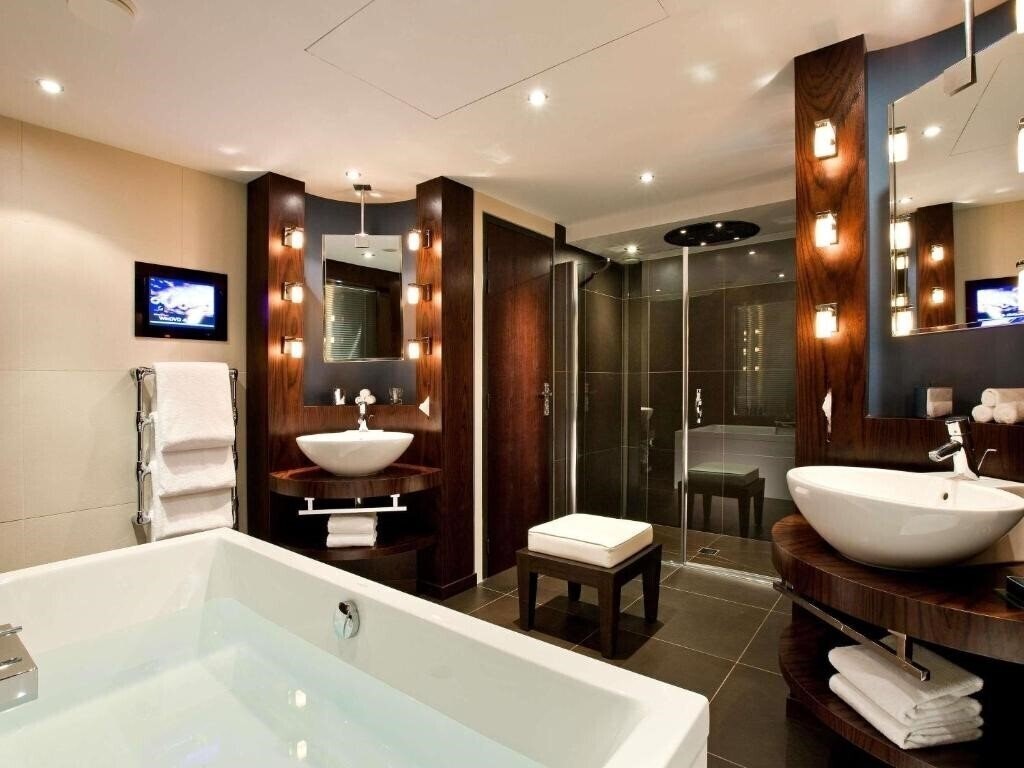 Фотография Sofitel Marseille Vieux Port 5*