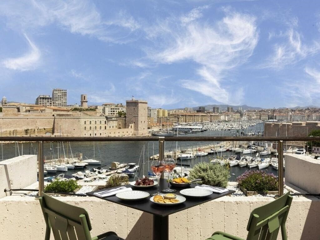 Картинка Sofitel Marseille Vieux Port 5*
