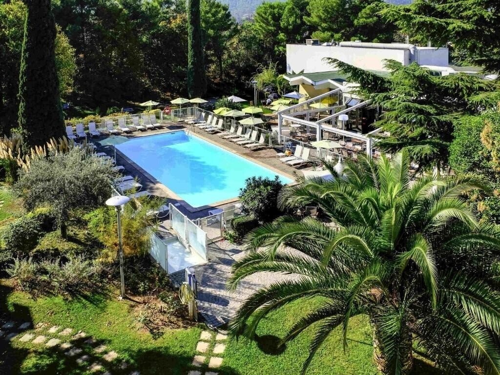 Готель Novotel Marseille Est 4*
