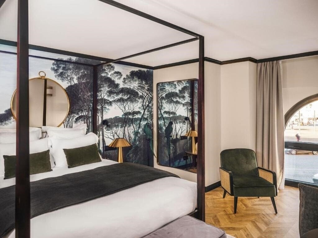 Фото Maisons Du Monde Hotel & Suites - Marseille Vieux-Port 4*