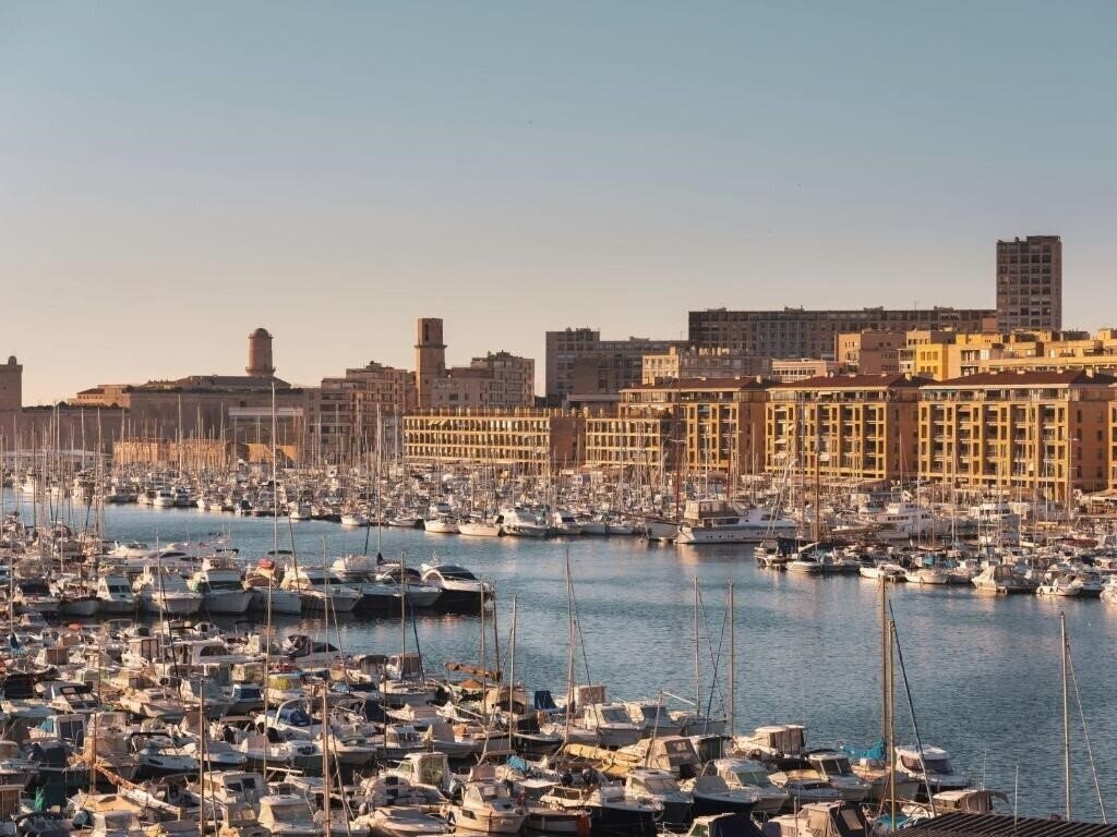 Картинка Maisons Du Monde Hotel & Suites - Marseille Vieux-Port 4*