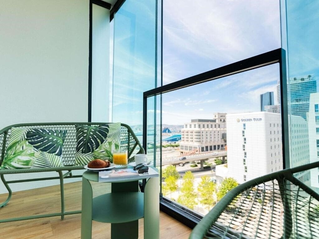 Фото Novotel Suites Marseille Centre Euromed 4*