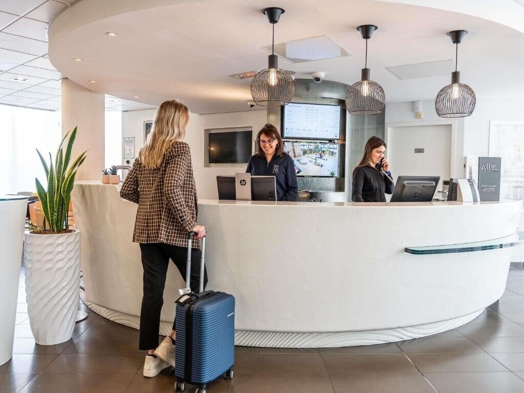 Картинка Novotel Suites Marseille Centre Euromed 4*
