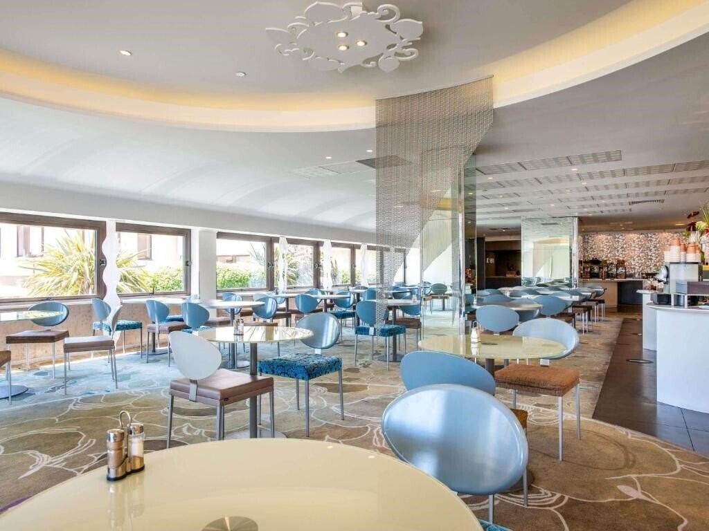 Фотографія Mercure Marseille Centre Vieux Port 4*