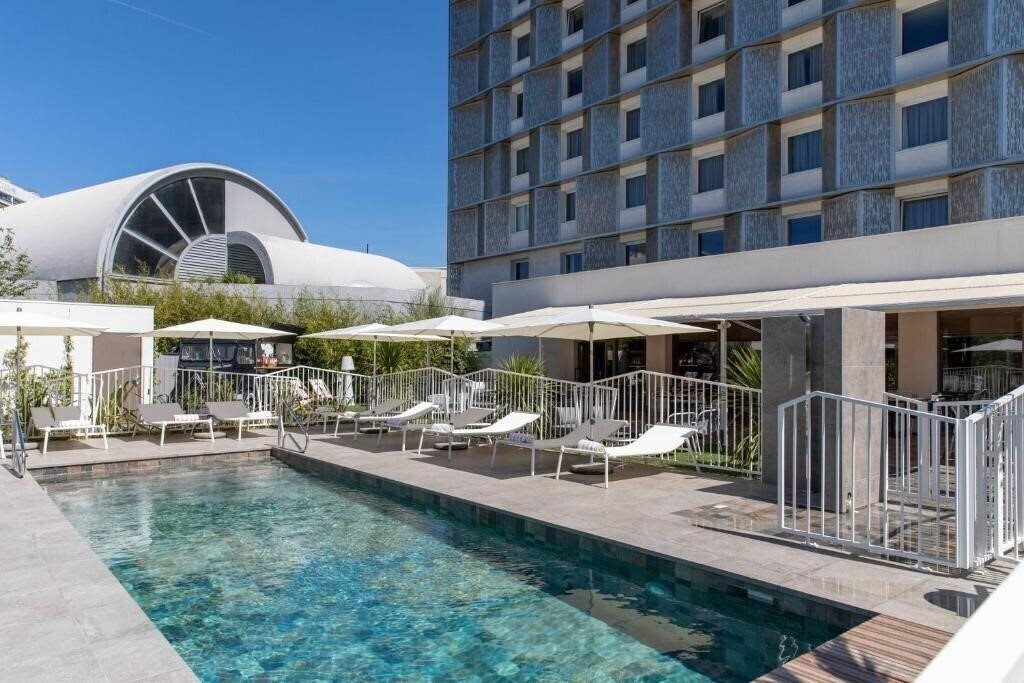 Отель AC Hotel by Marriott Marseille Prado Velodrome 4*
