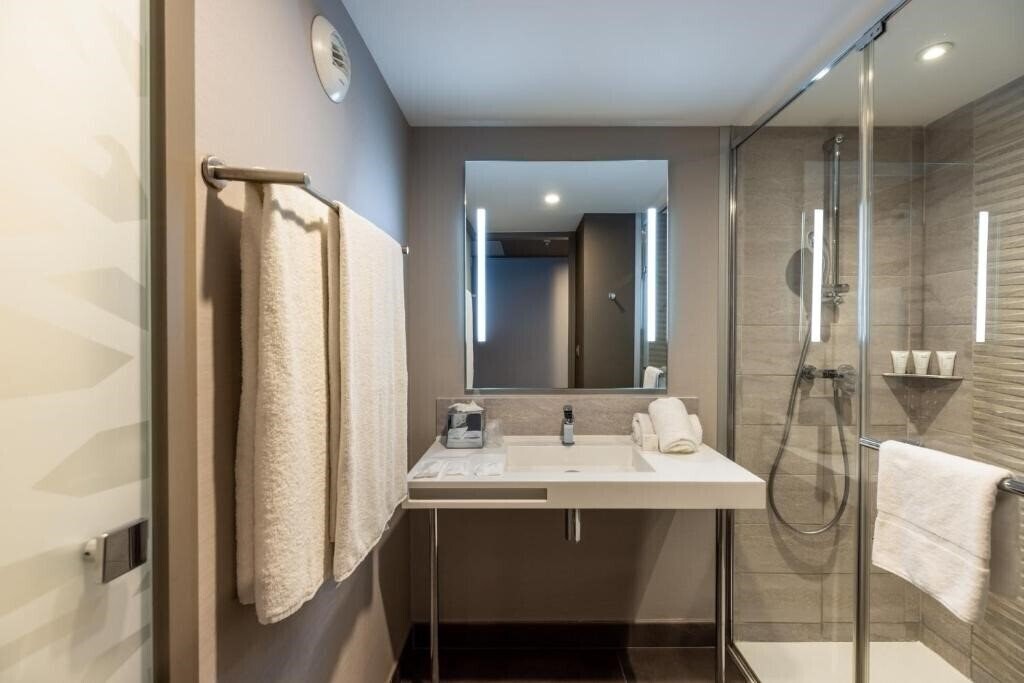 Картинка AC Hotel by Marriott Marseille Prado Velodrome 4*