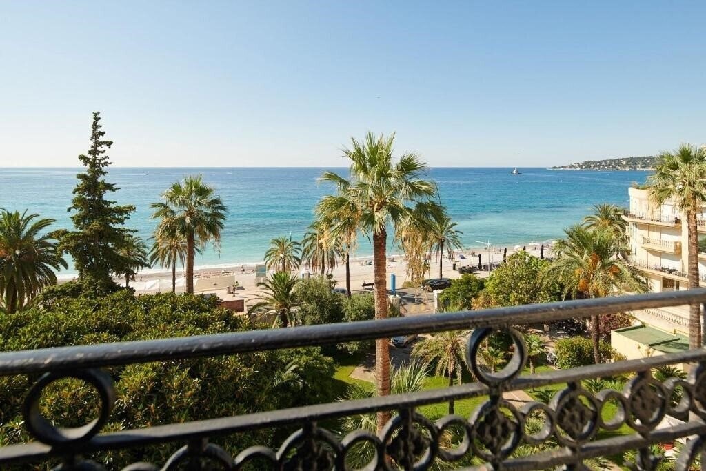 Готель Hotel Vacances Bleues Royal Westminster 3*
