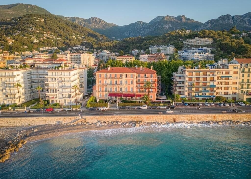 Готель Best Western Premier Hotel Prince de Galles 4*