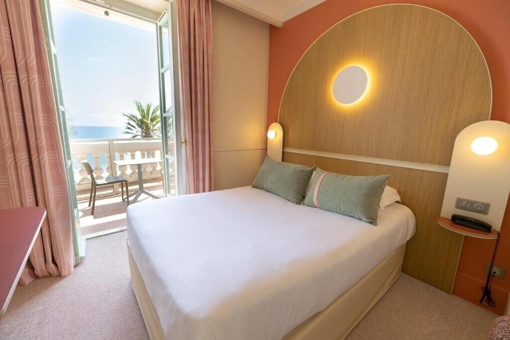 Фото Hotel Vacances Bleues Balmoral 3*