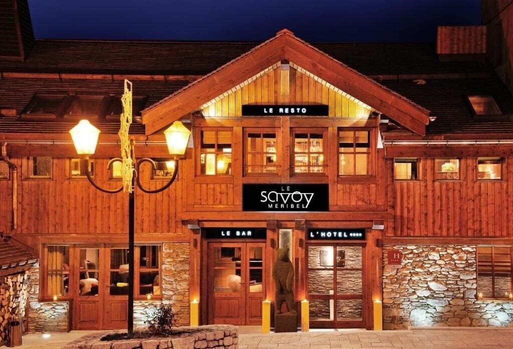 Отель Le Savoy 4*