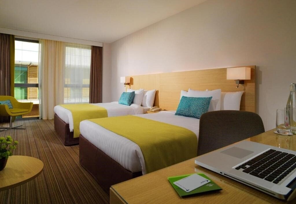 Изображение Courtyard by Marriot Montpellier 4*