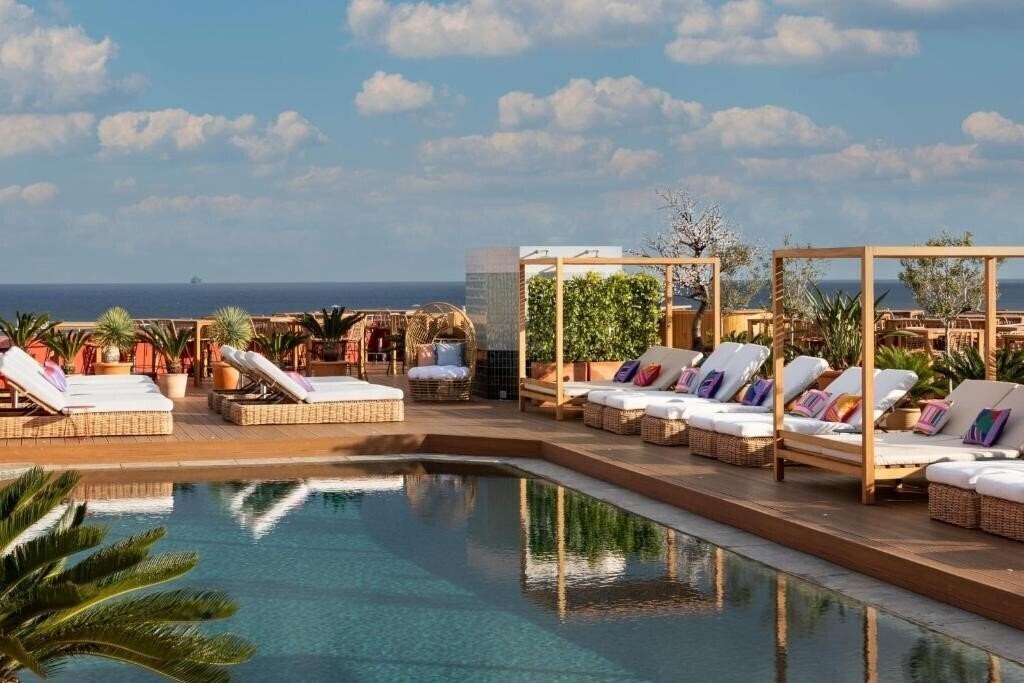Готель AC Hotel Nice 4*
