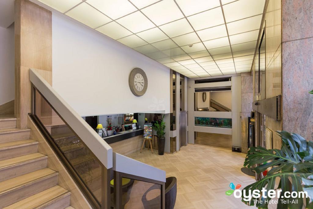 Картинка Kyriad Gare 3*